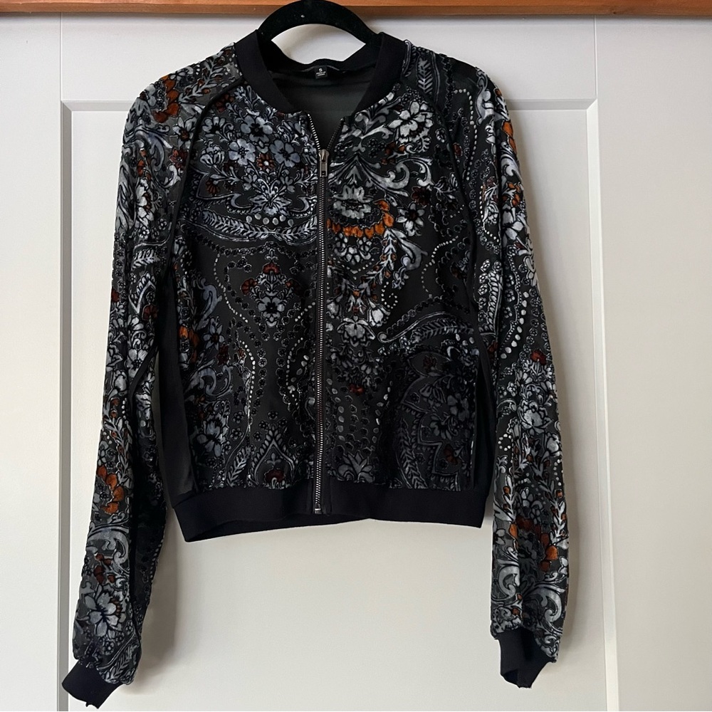 Jealous Tomato Floral Light zip Up